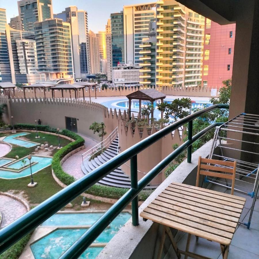 Horizon View Partition Room In Barsha Heights Near Metro Дубай Екстериор снимка