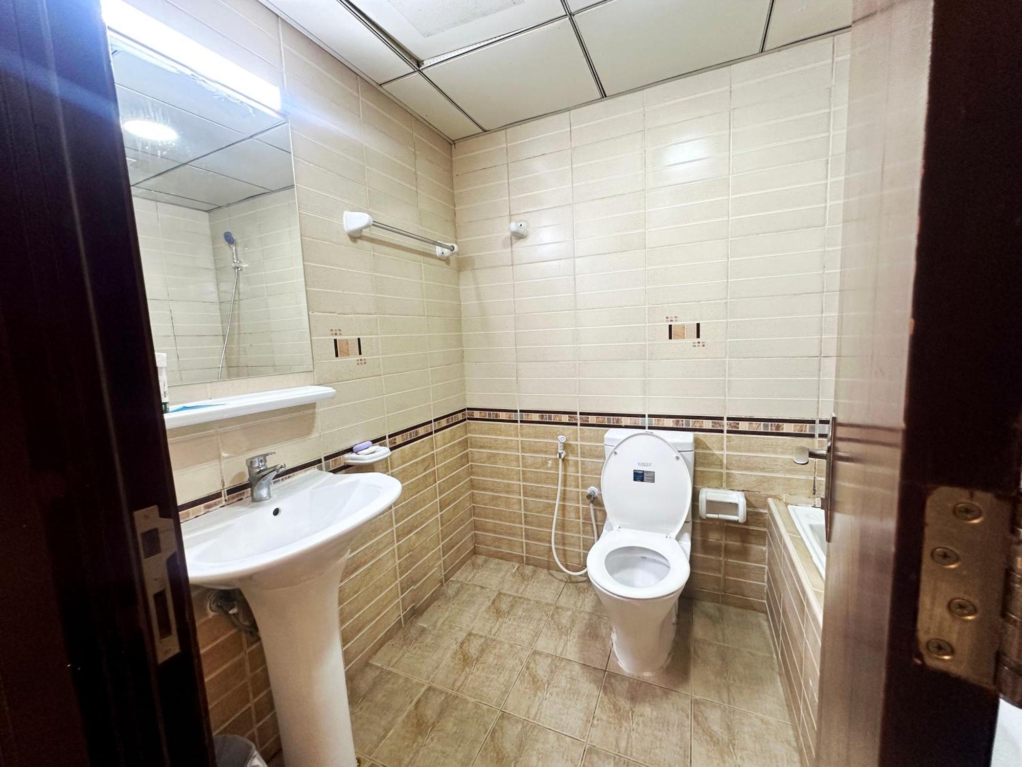 Horizon View Partition Room In Barsha Heights Near Metro Дубай Екстериор снимка